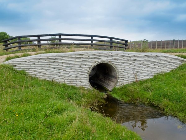 les dernières tendances en matière de revêtements de murs en bois, pierre ou béton